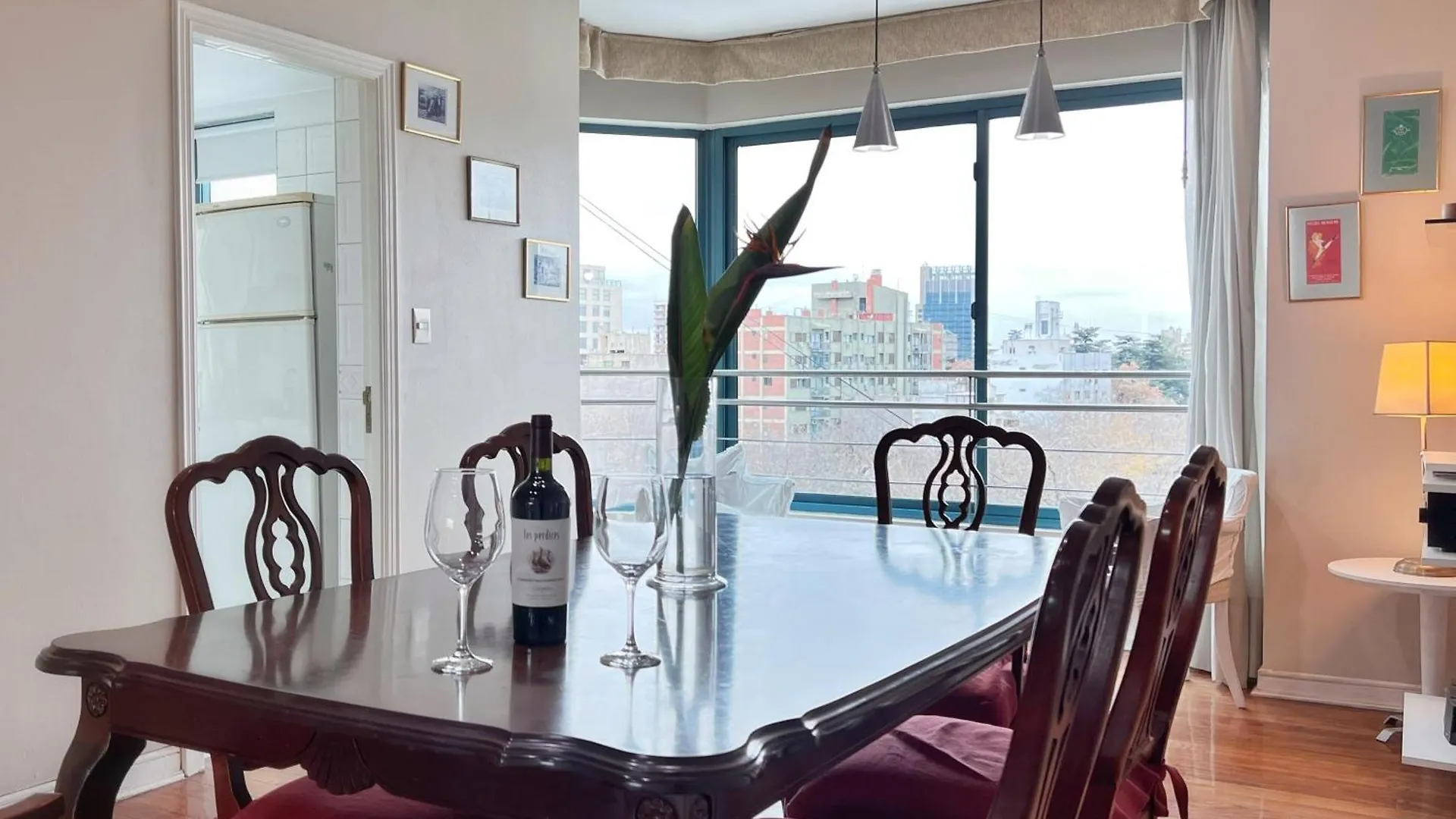 Apartamento Amplio, moderno e impecable departamento en la mejor ubicacion de Mendoza Argentina