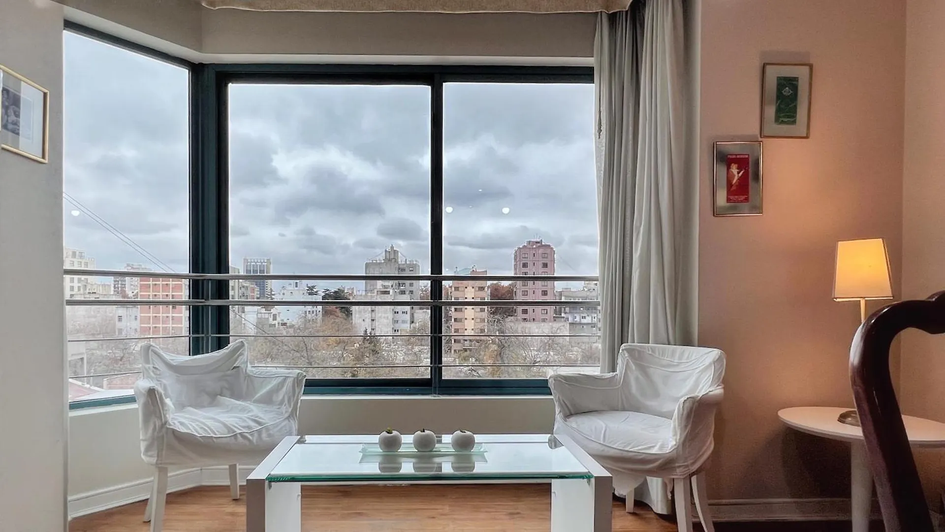 Apartamento Amplio, moderno e impecable departamento en la mejor ubicacion de Mendoza